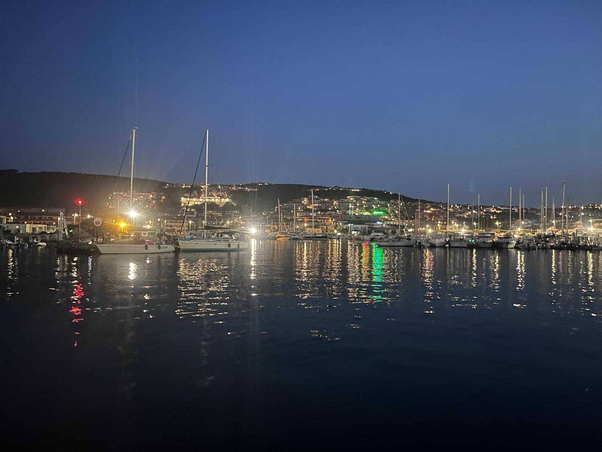 L'Angolo Sul Porto Palau Eksteriør bilde
